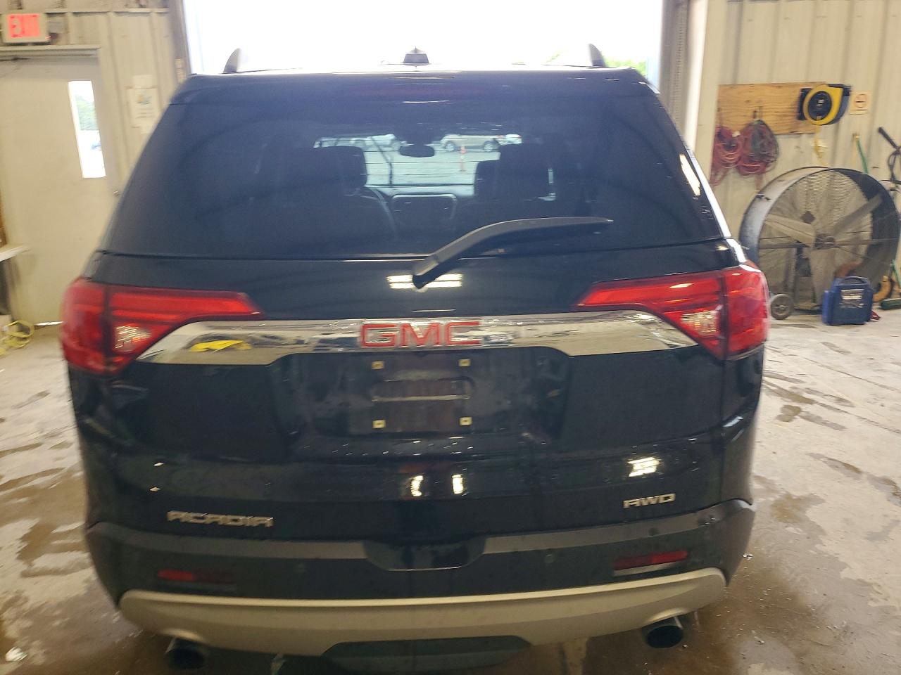 GMC ACADIA 2018 — 7