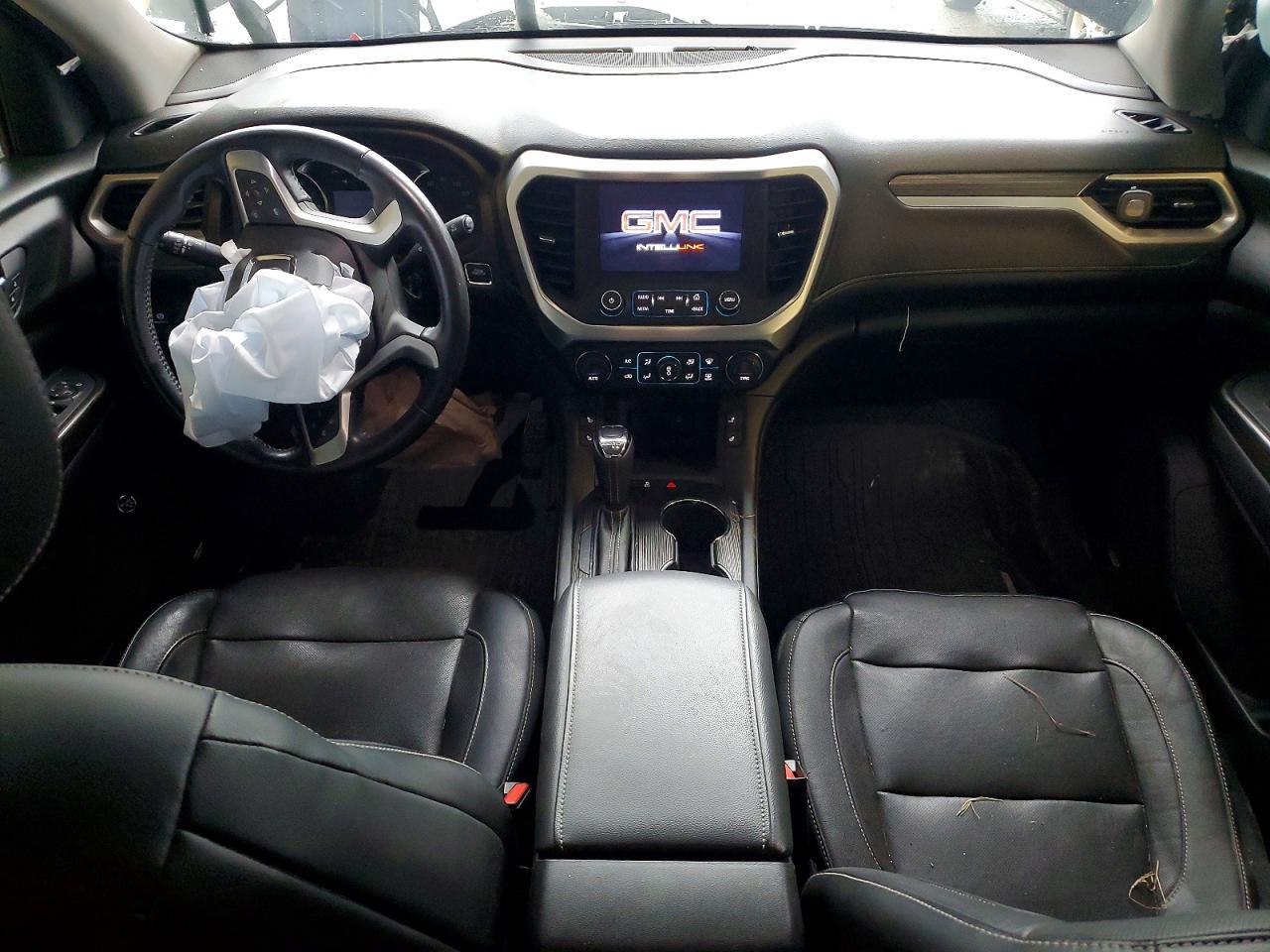 GMC ACADIA 2018 — 9