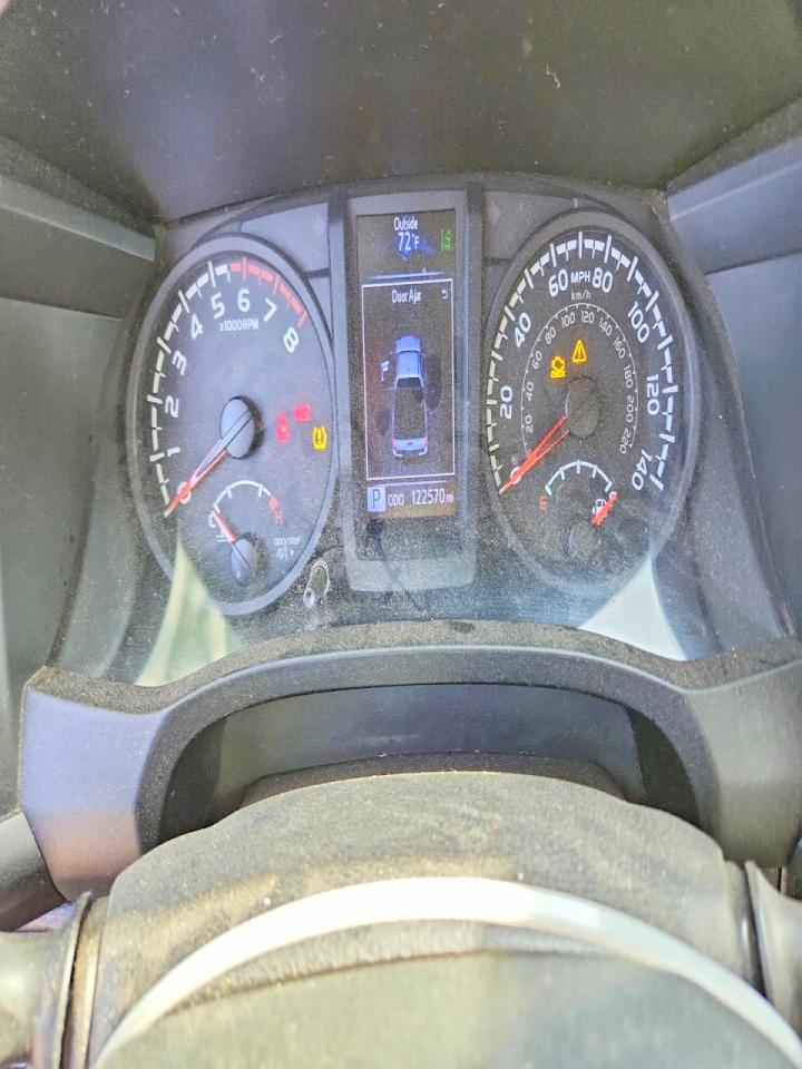 TOYOTA TACOMA 2018 — 10