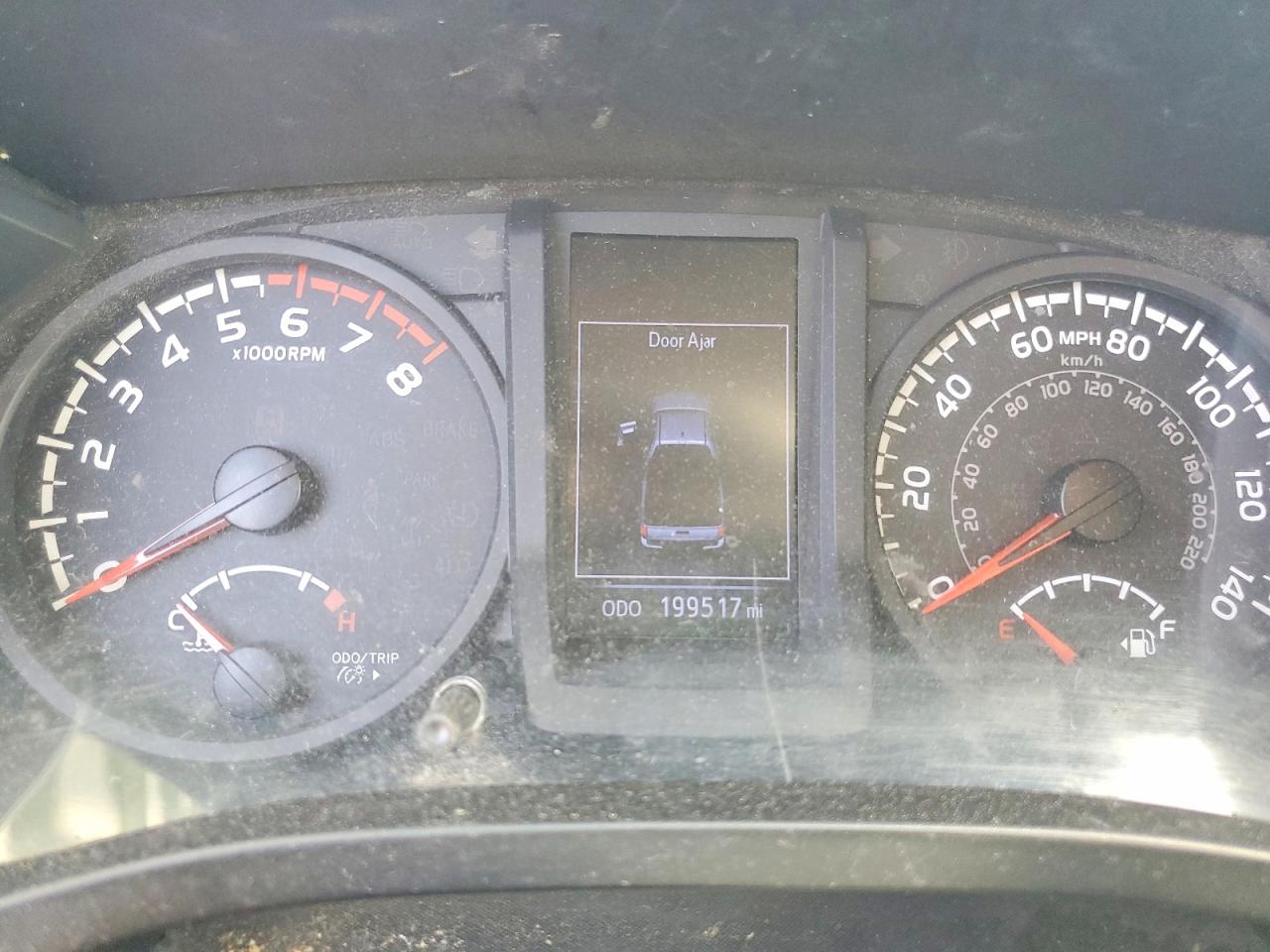 TOYOTA TACOMA 2018 — 10