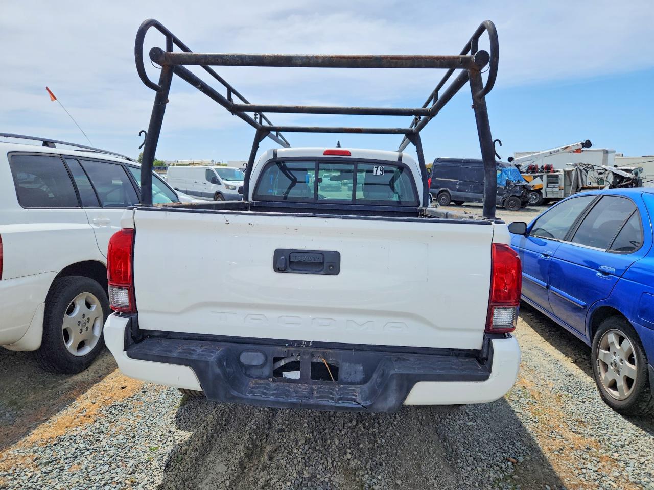 TOYOTA TACOMA 2018 — 7