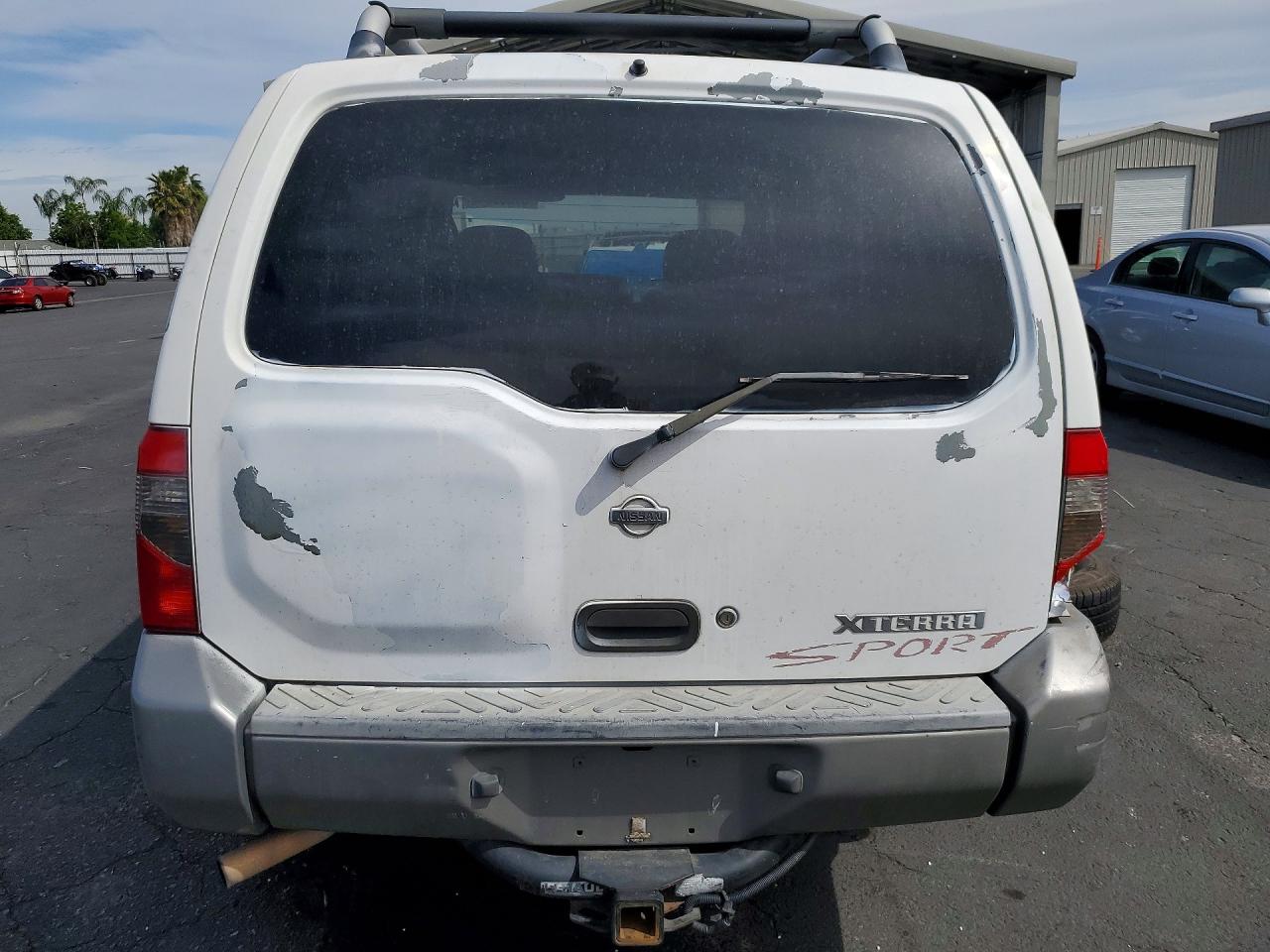 NISSAN XTERRA 2000 — 7