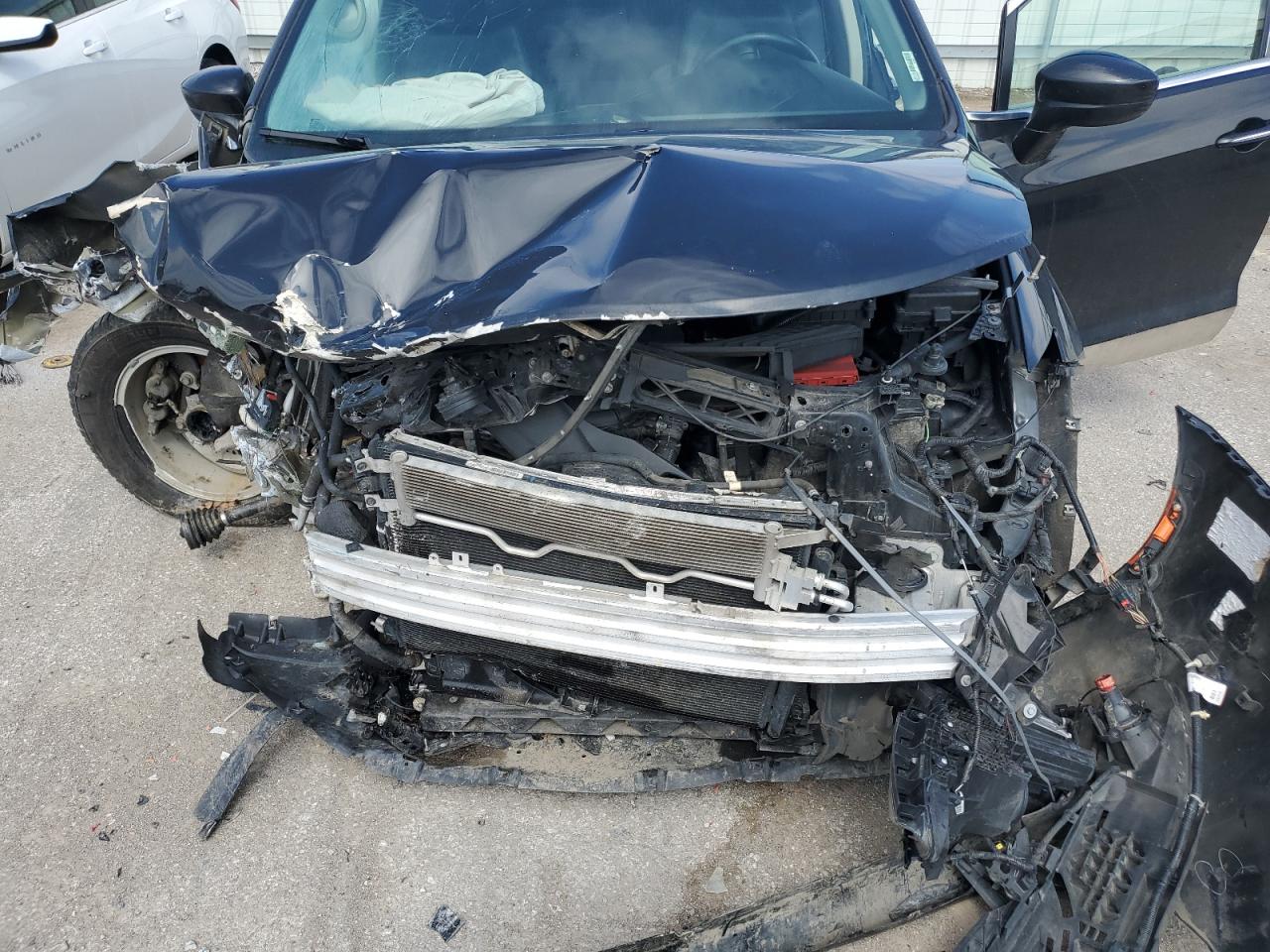CHRYSLER PACIFICA 2019 — 13