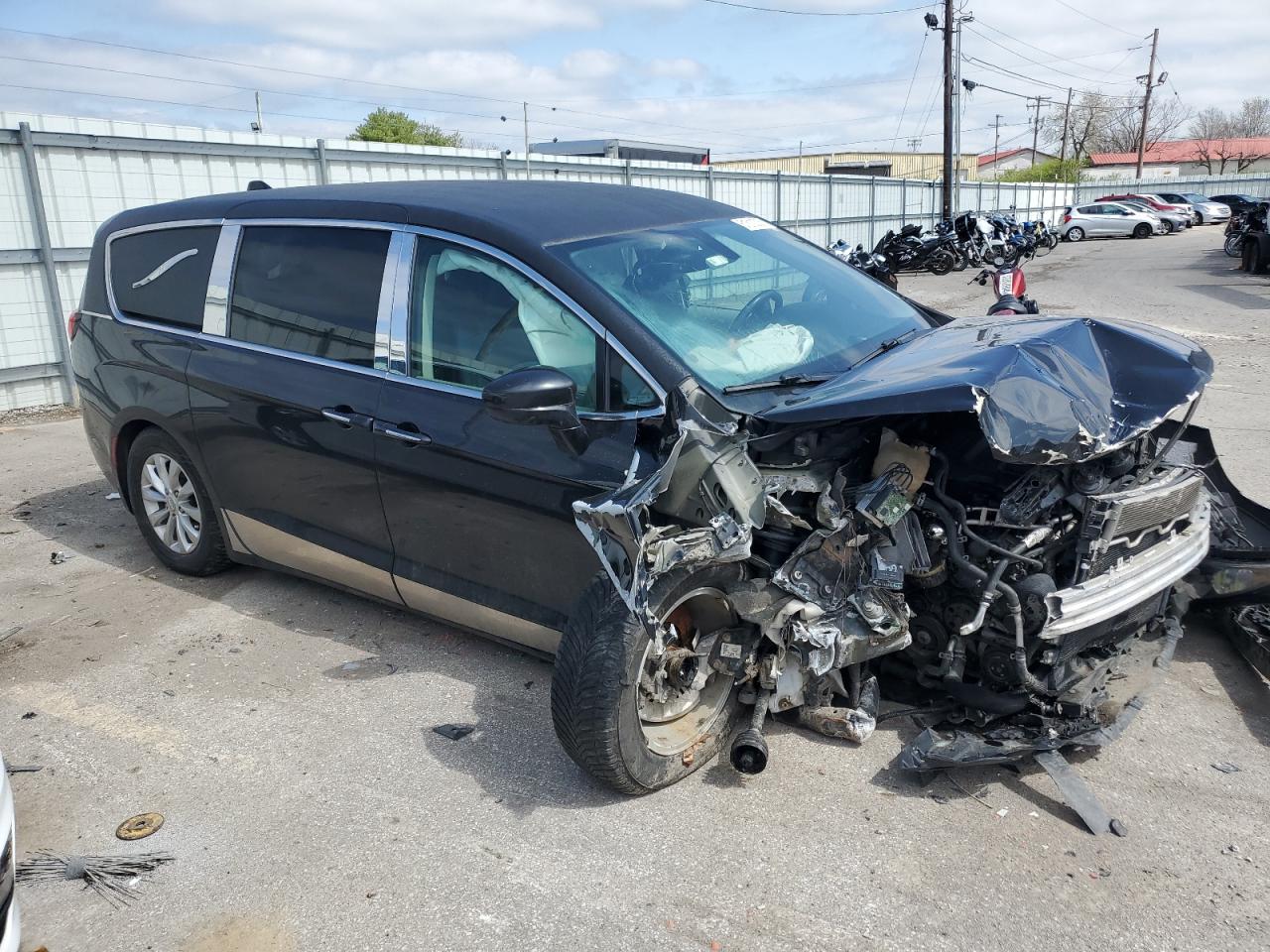 2019 CHRYSLER PACIFICA TOURING L