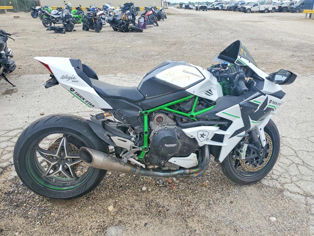 KAWASAKI ZX1002 2023 — 2