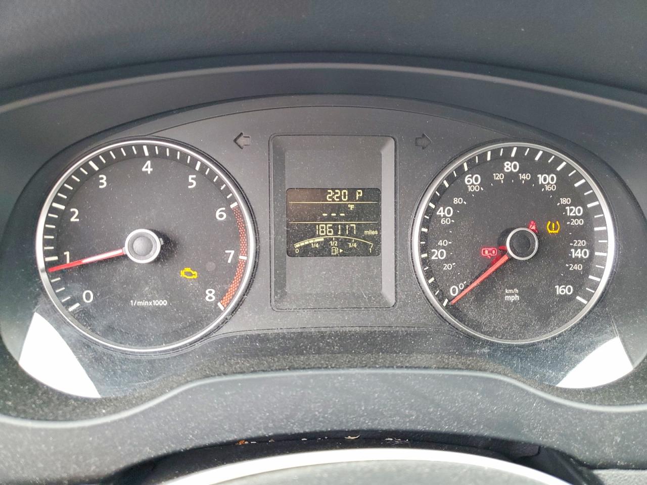 VOLKSWAGEN JETTA 2012 — 10