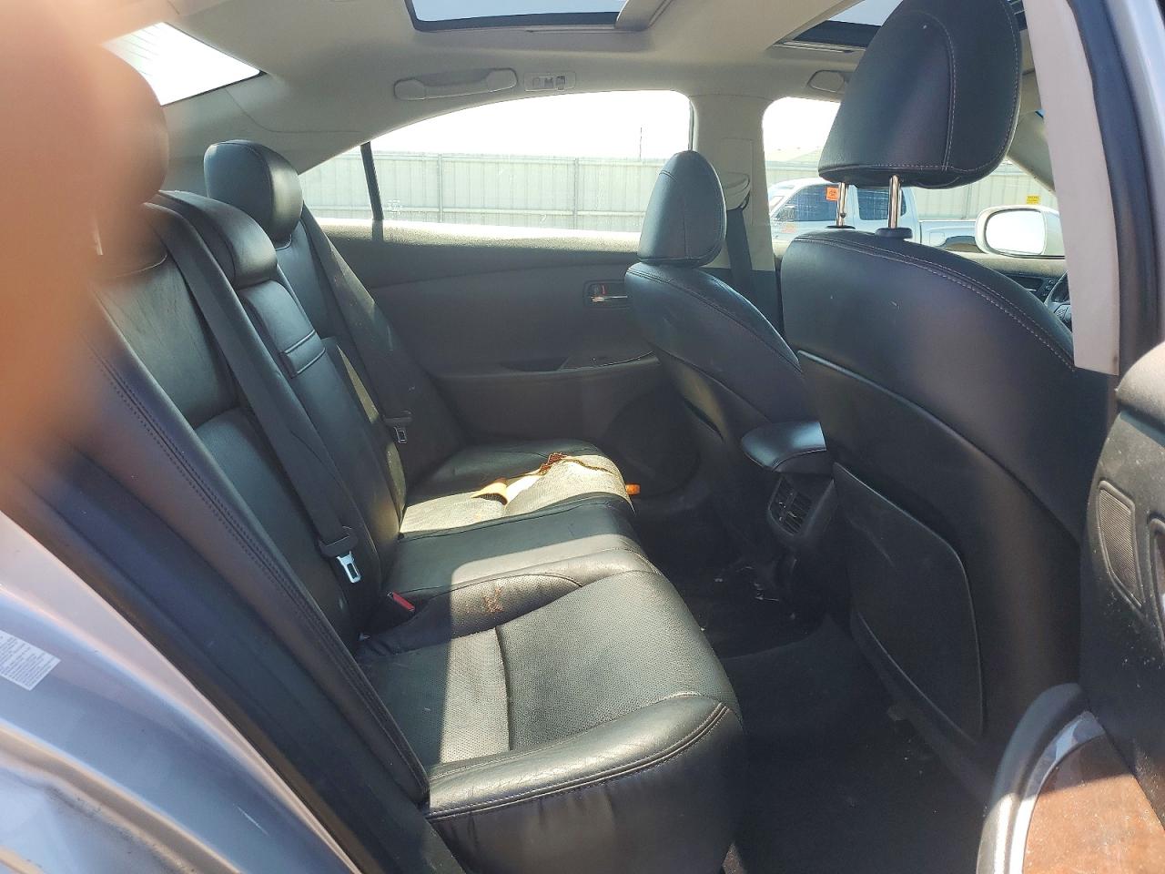 LEXUS ES 2011 — 11