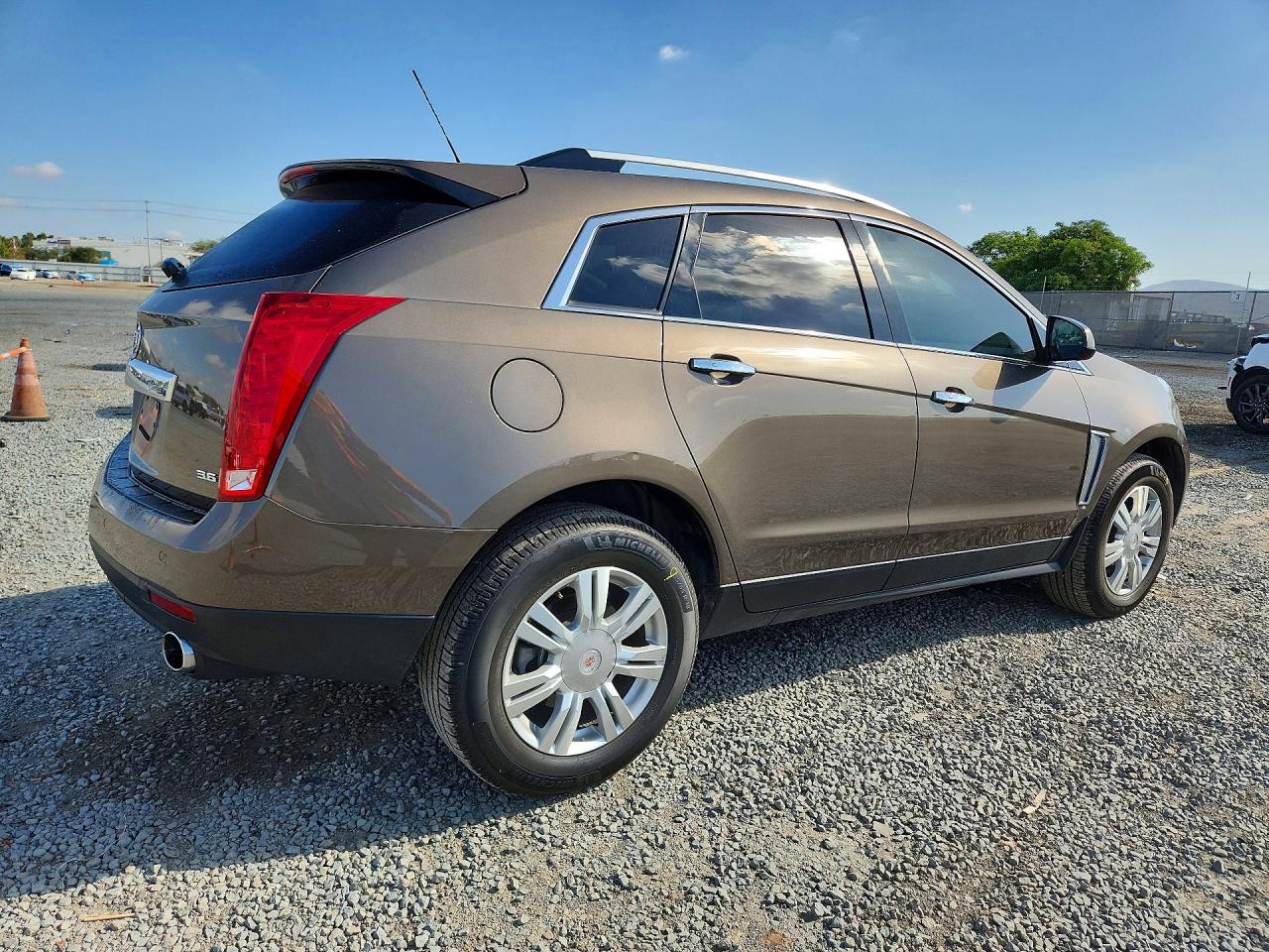 CADILLAC SRX 2015 — 4