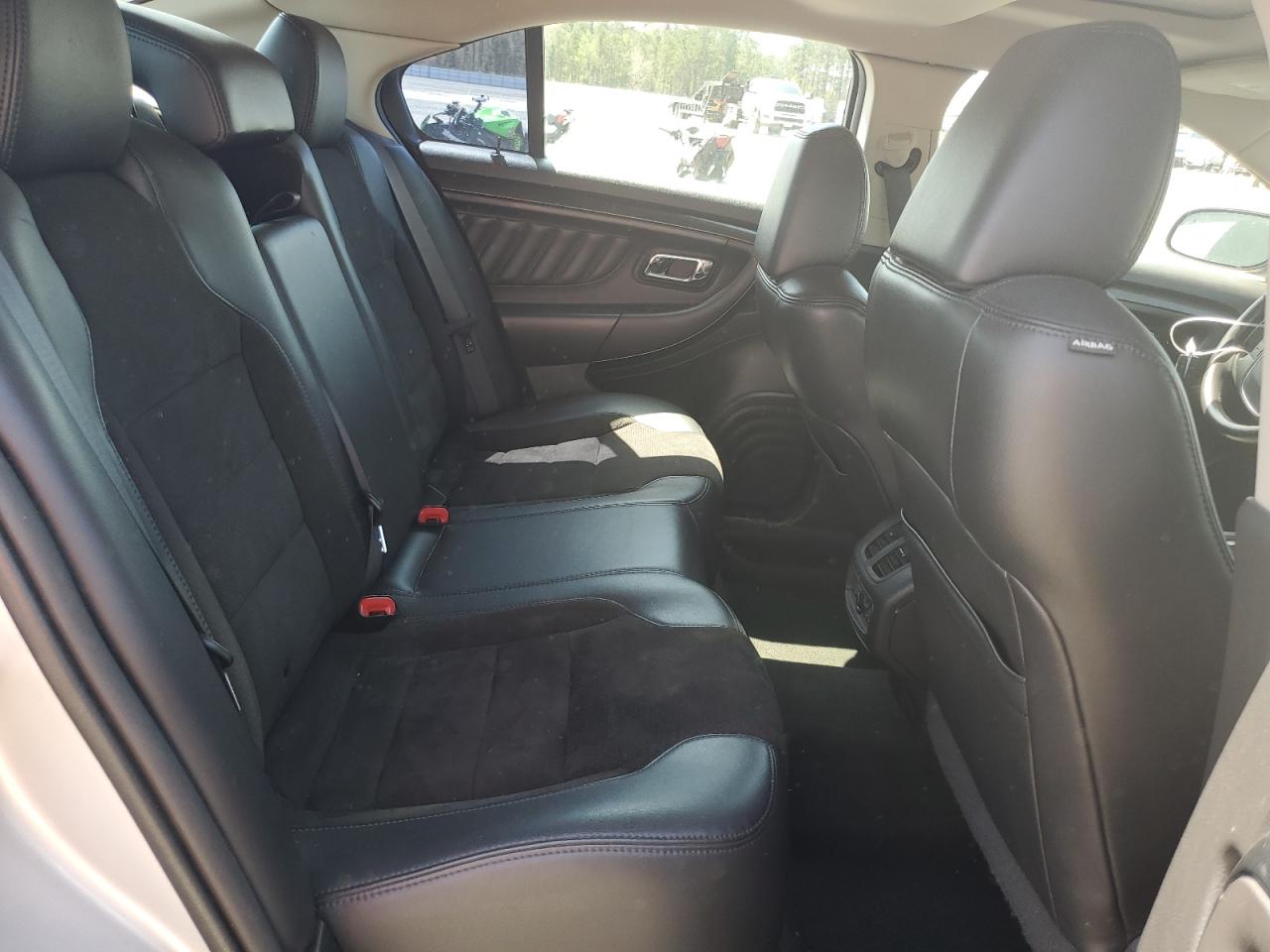 FORD TAURUS 2011 — 11