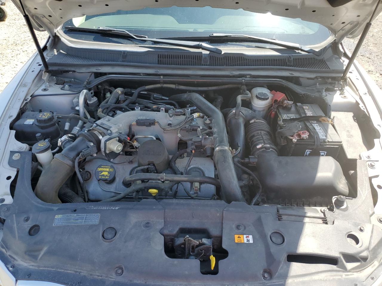 FORD TAURUS 2011 — 13