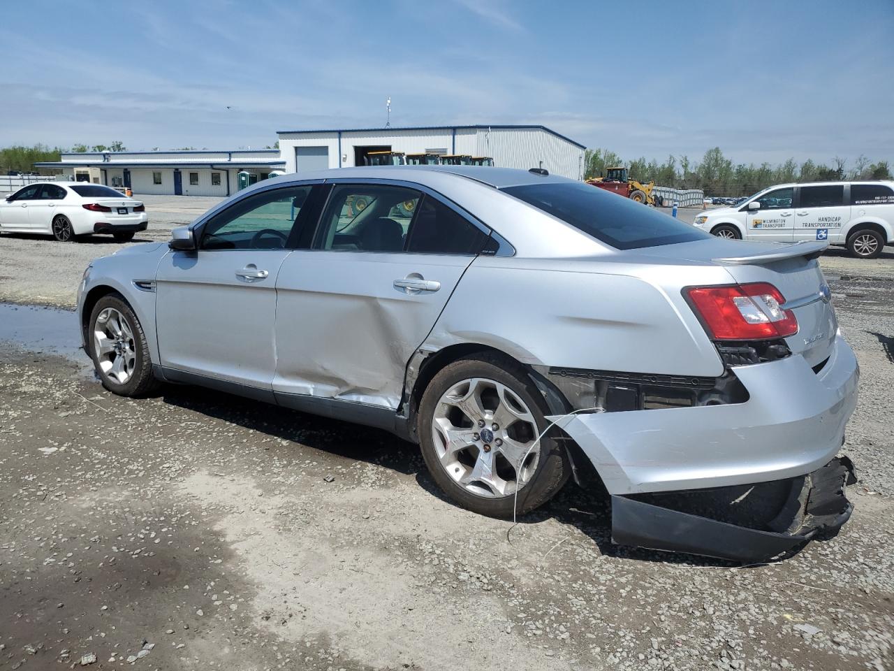 FORD TAURUS 2011 — 3