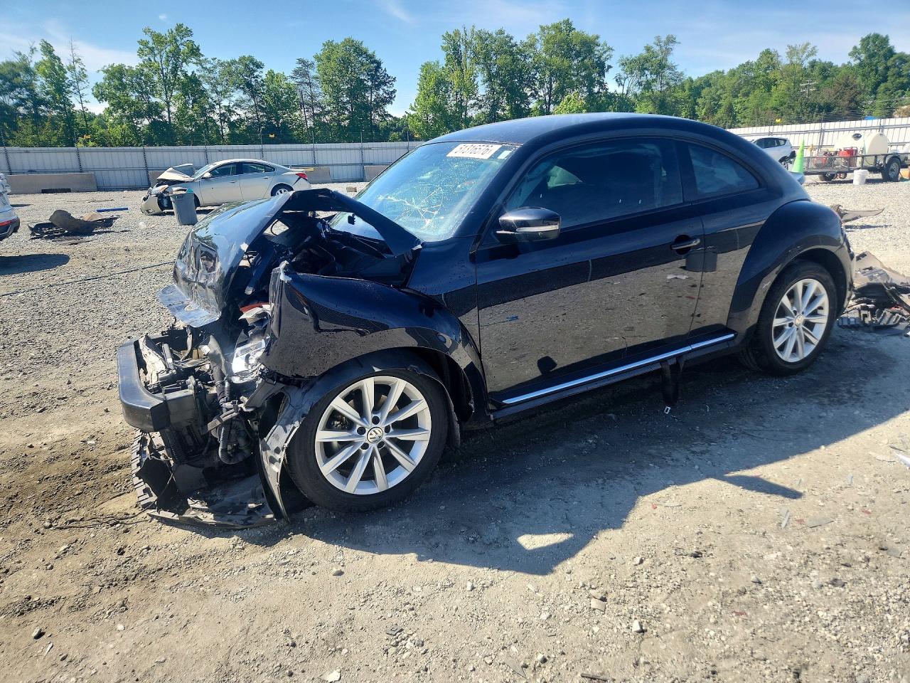 2018 VOLKSWAGEN BEETLE S