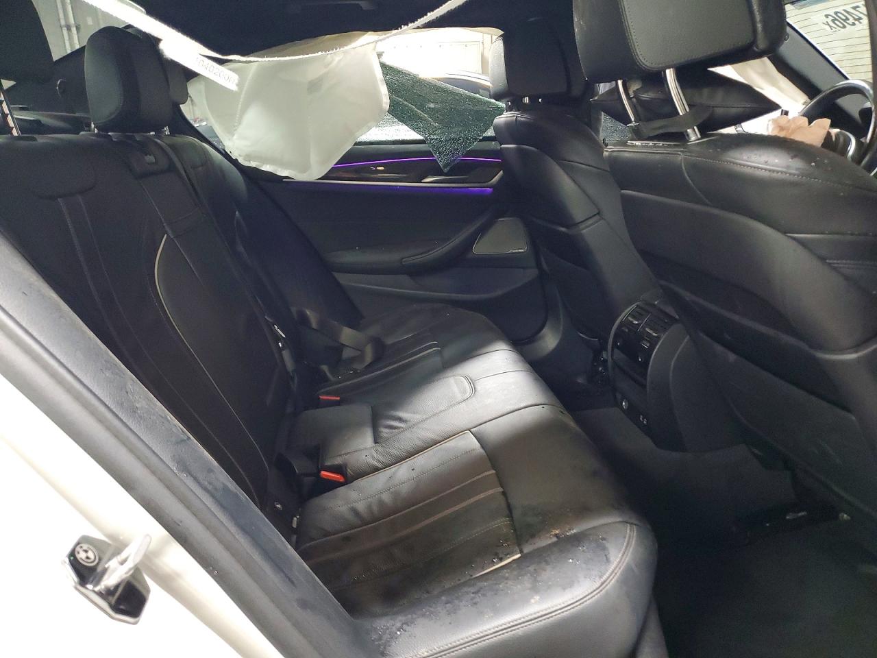 BMW M550XI 2021 — 11