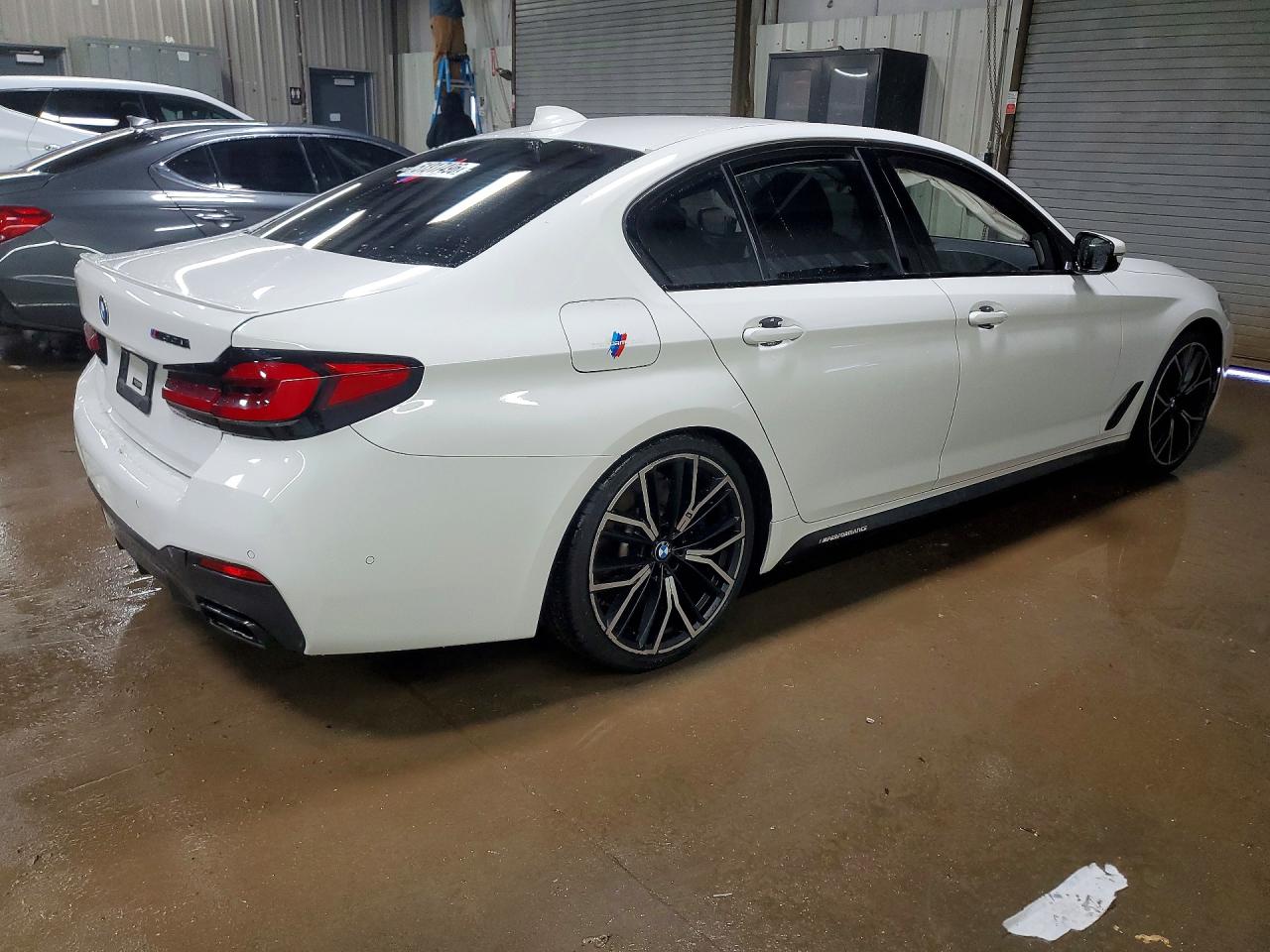 BMW M550XI 2021 — 4
