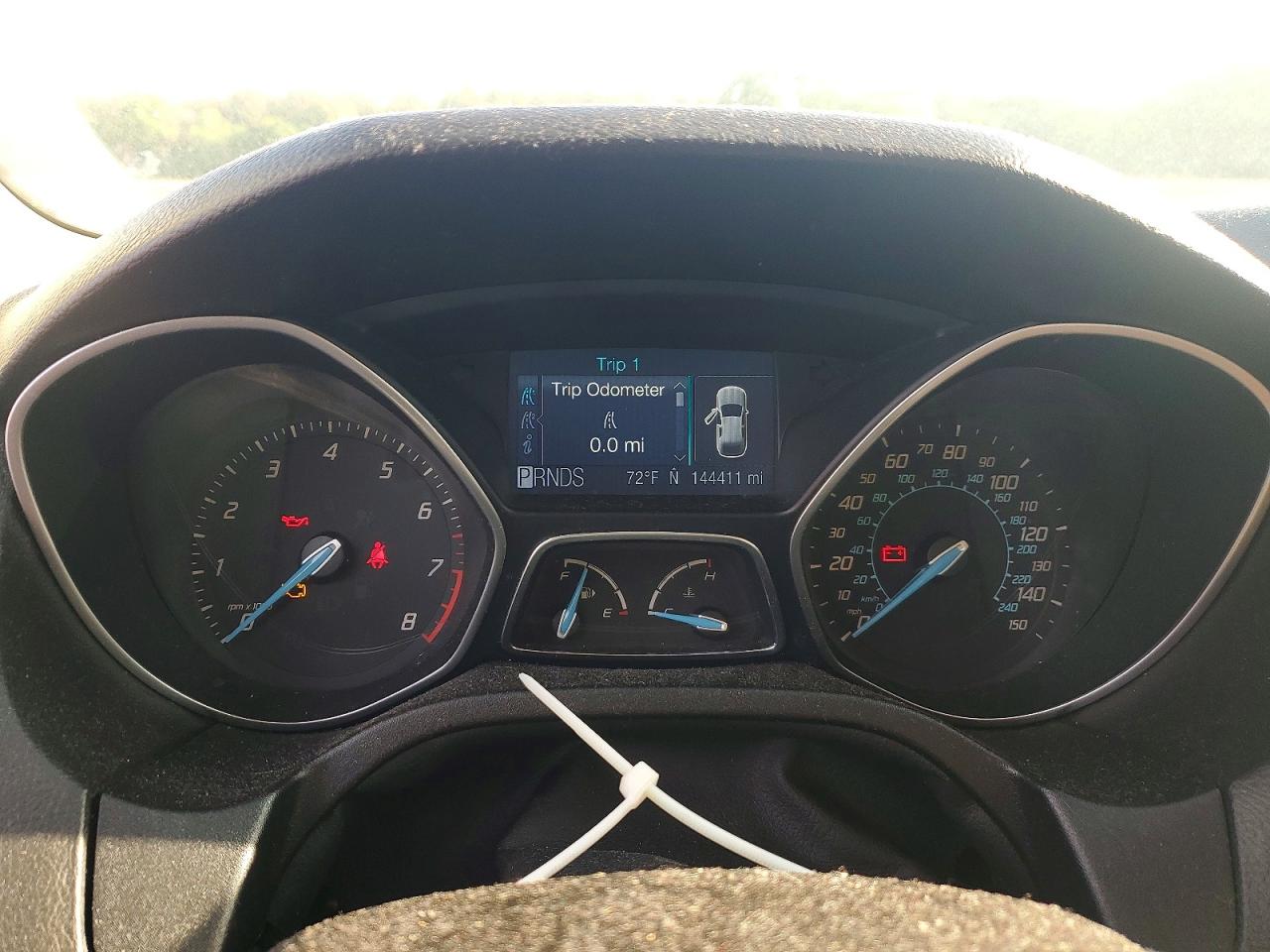 FORD FOCUS 2012 — 10