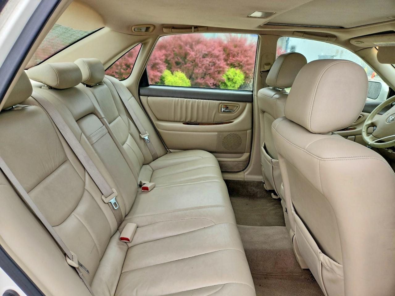 TOYOTA AVALON 2003 — 11