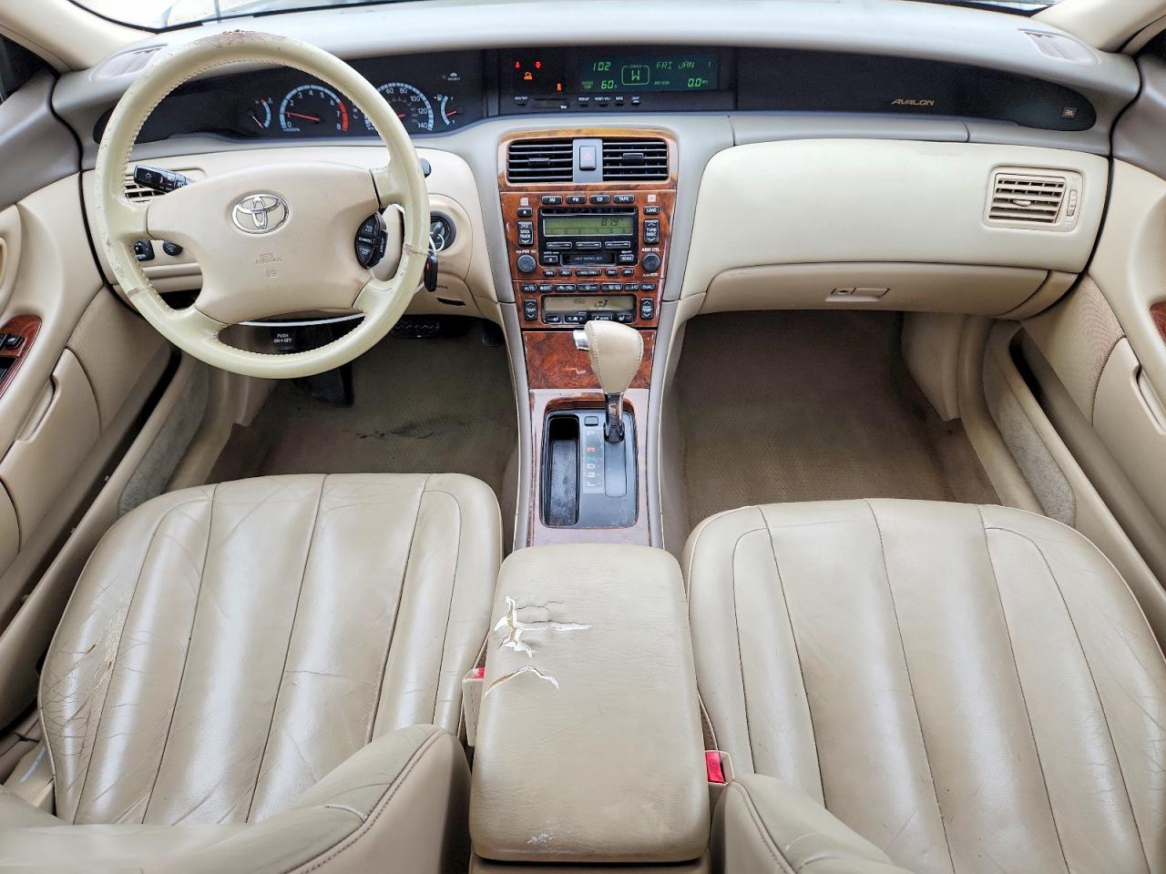 TOYOTA AVALON 2003 — 9