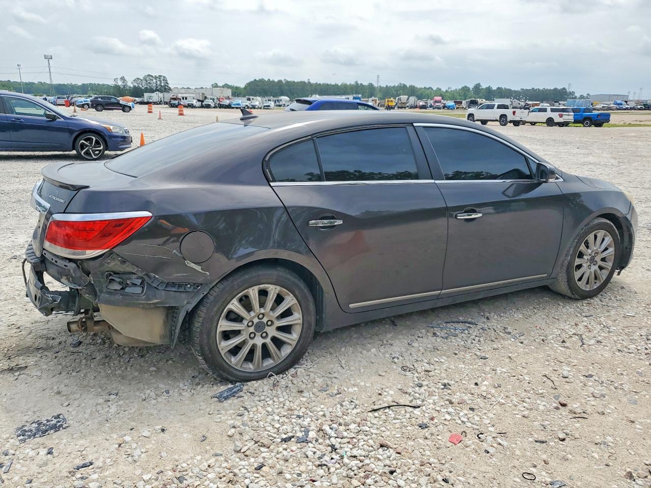 BUICK LACROSSE 2013 — 4