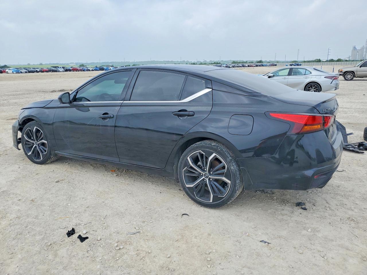 NISSAN ALTIMA 2025 — 3