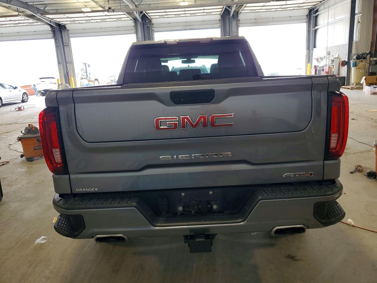 GMC SIERRA 2021 — 7