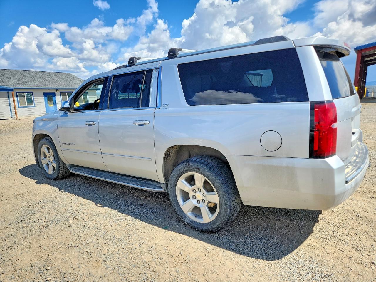 CHEVROLET SUBURBAN 2015 — 3