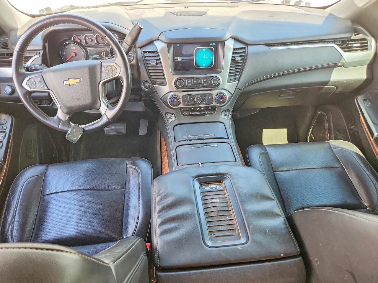 CHEVROLET SUBURBAN 2015 — 9
