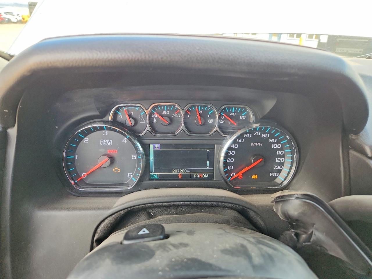 CHEVROLET SUBURBAN 2015 — 10
