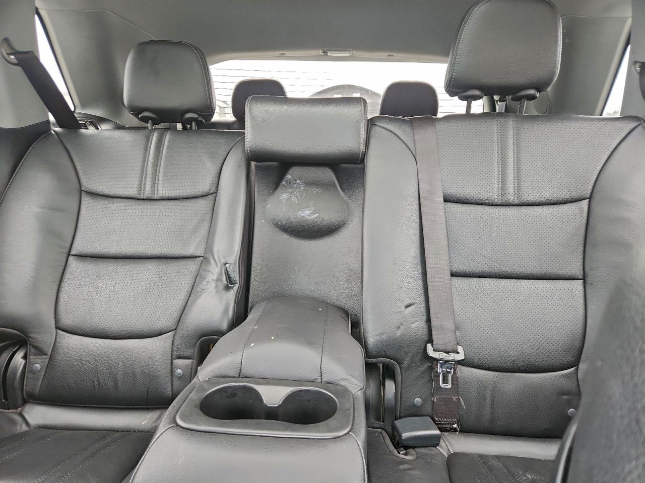 KIA SORENTO 2012 — 11