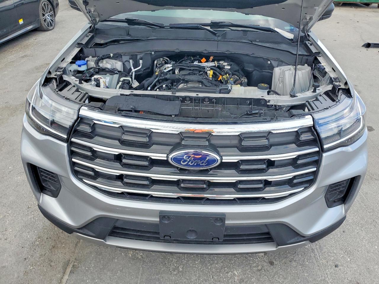 FORD EXPLORER 2025 — 13