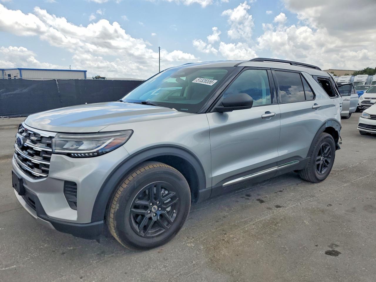 FORD EXPLORER 2025 — 2