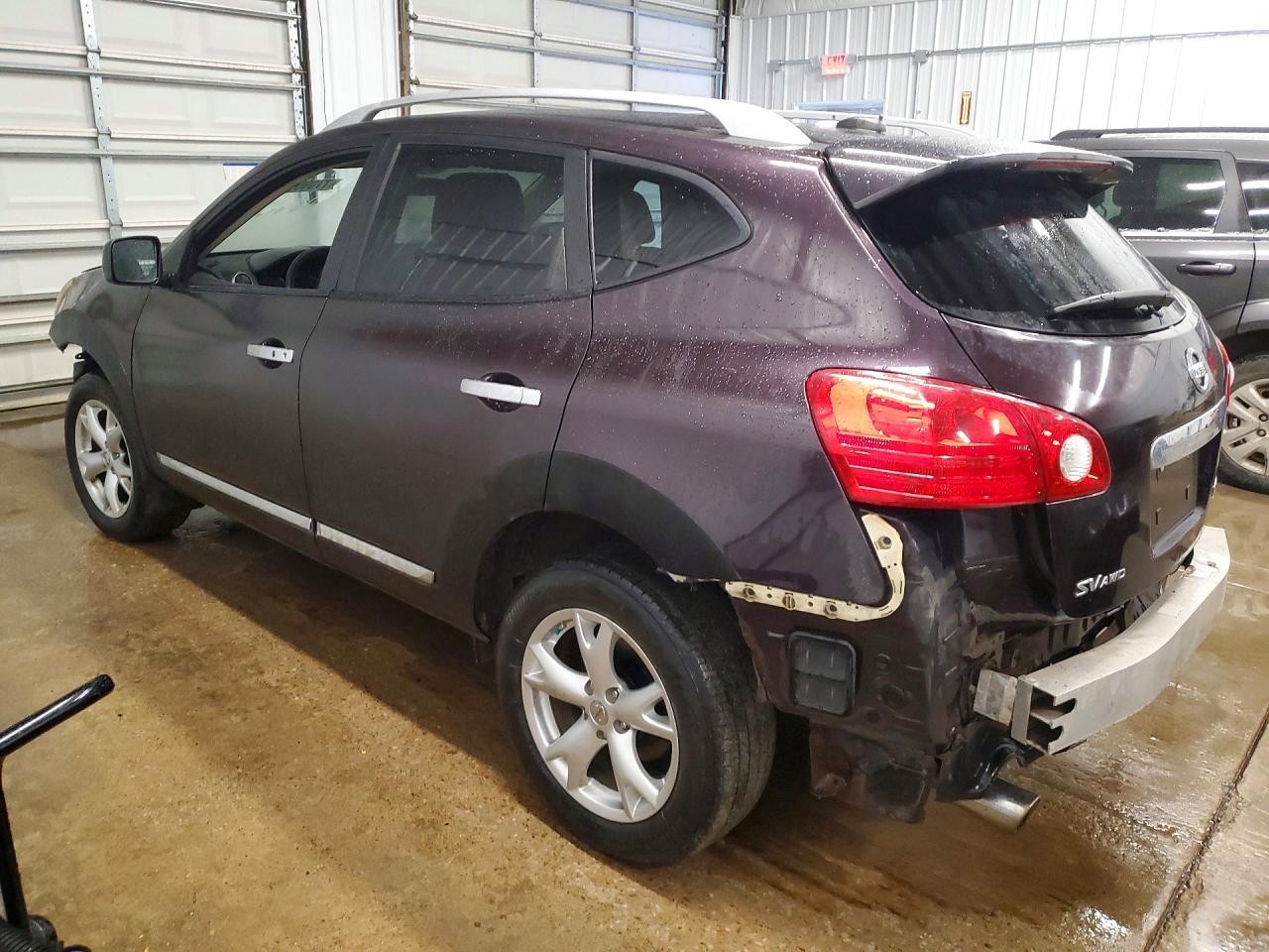 NISSAN ROGUE 2011 — 3