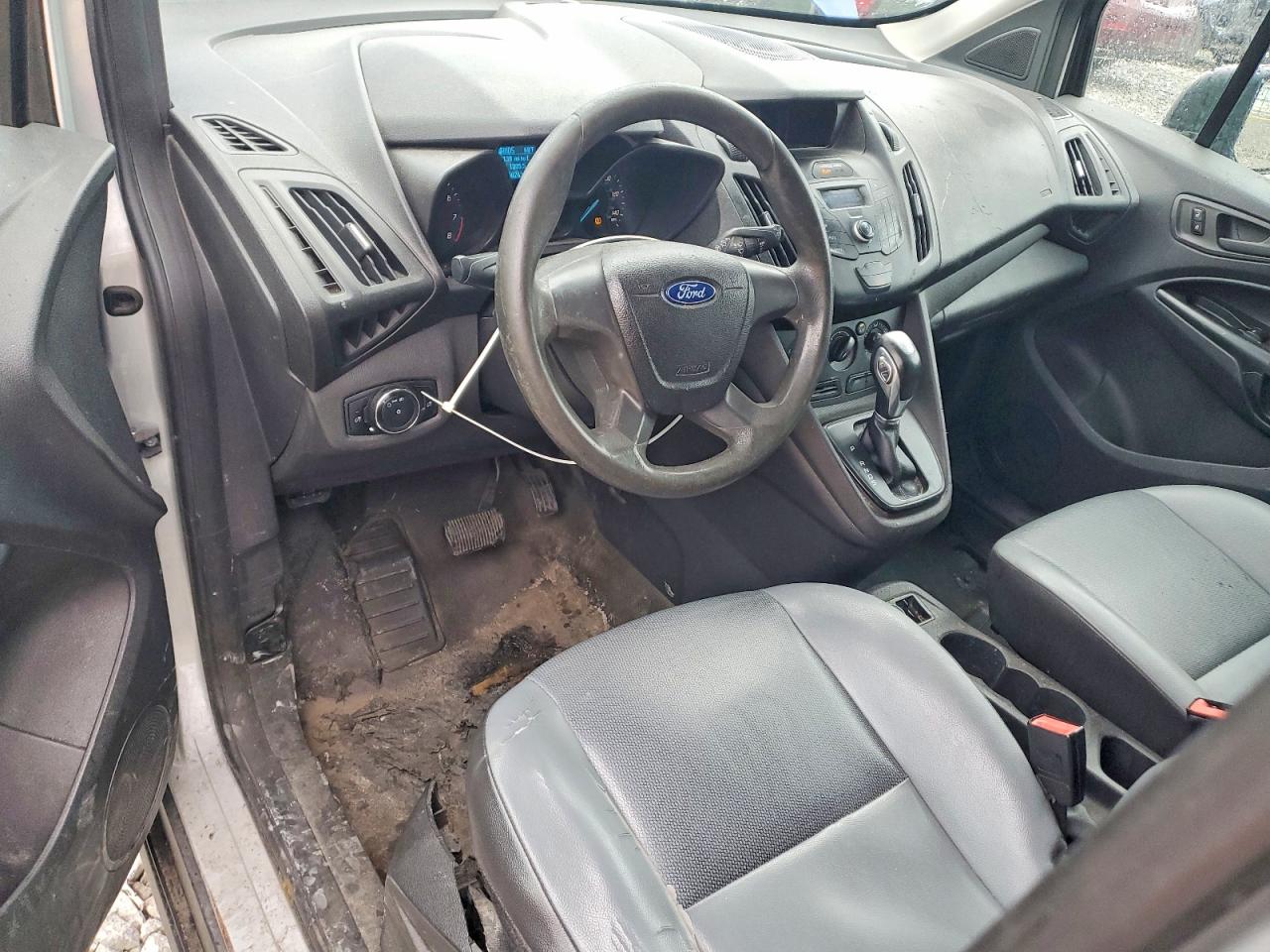 FORD TRANSIT CONNECT 2017 — 9