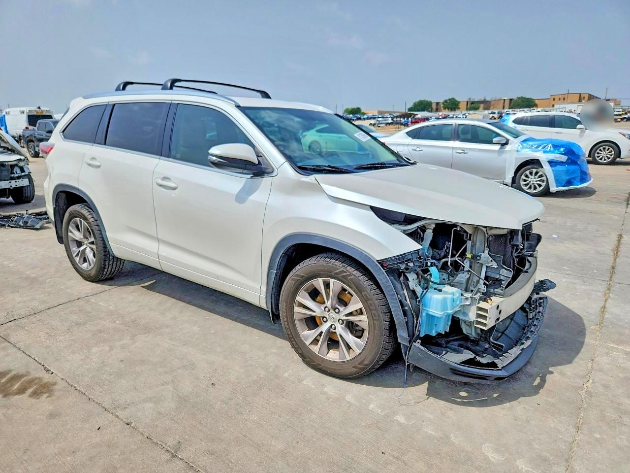 TOYOTA HIGHLANDER 2015 — 5