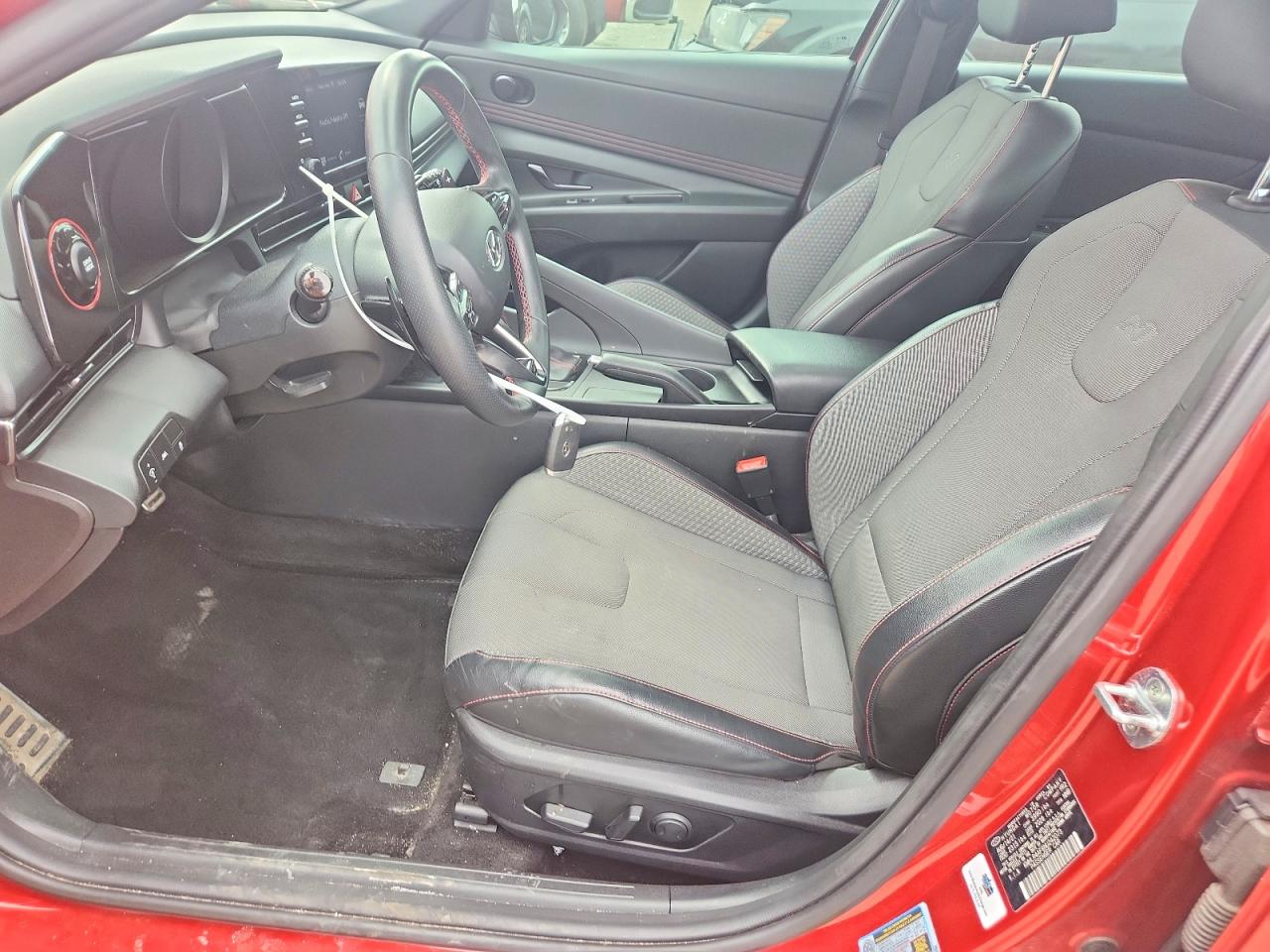 HYUNDAI ELANTRA 2022 — 8
