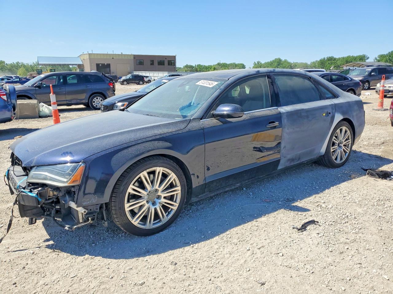 AUDI A8 2014 — 2
