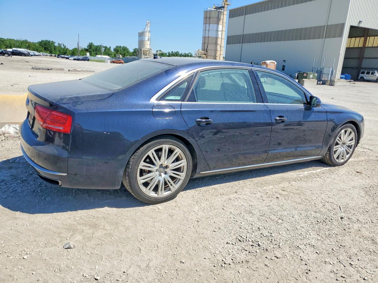 AUDI A8 2014 — 4