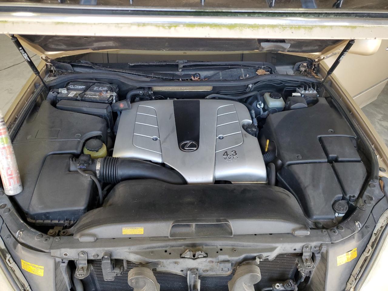 LEXUS LS 2004 — 12