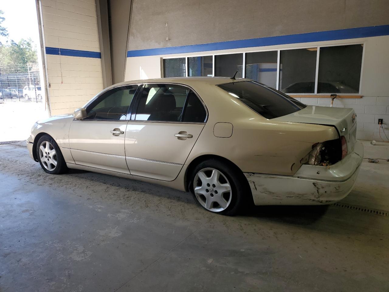 LEXUS LS 2004 — 3