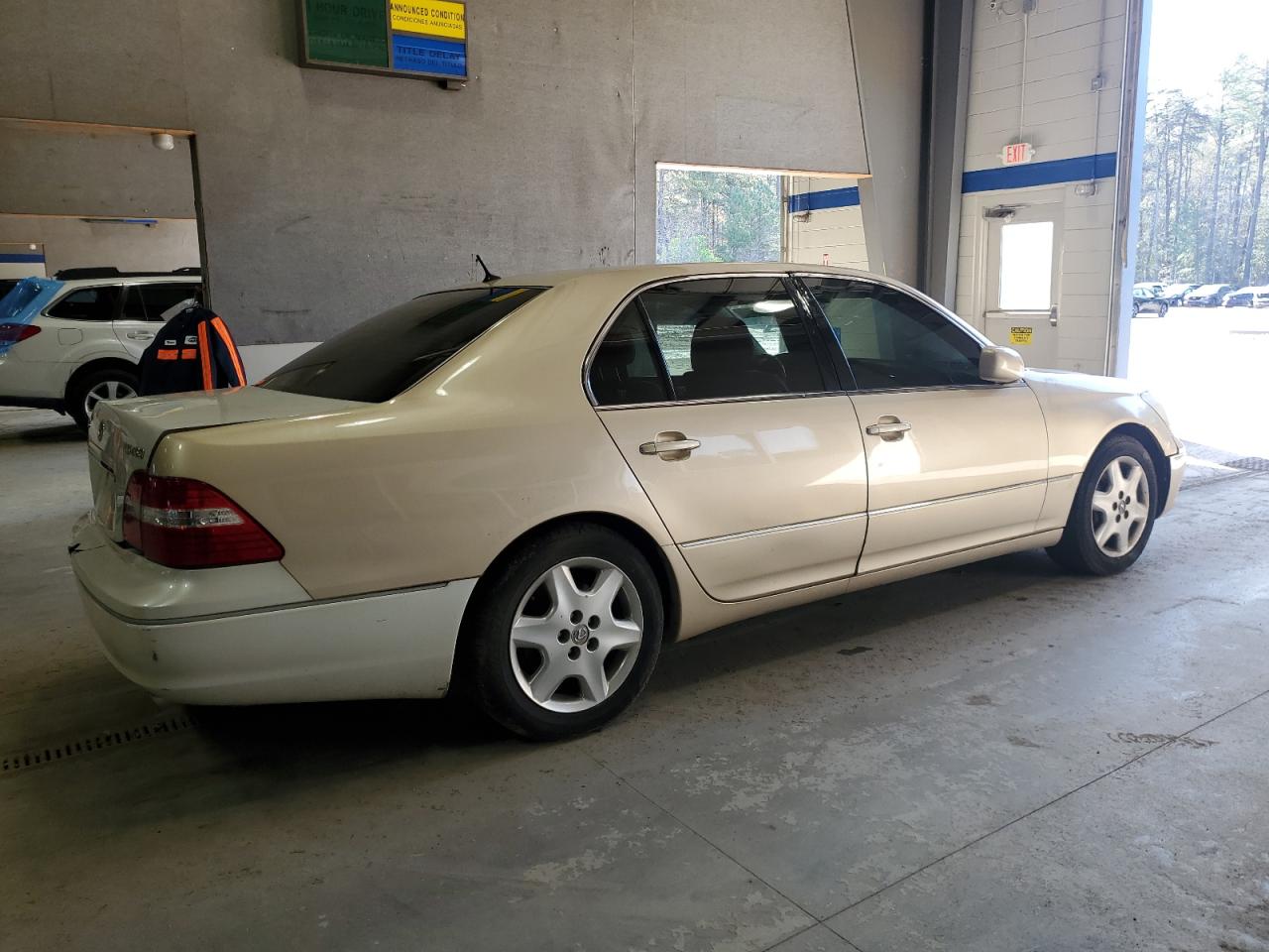 LEXUS LS 2004 — 4