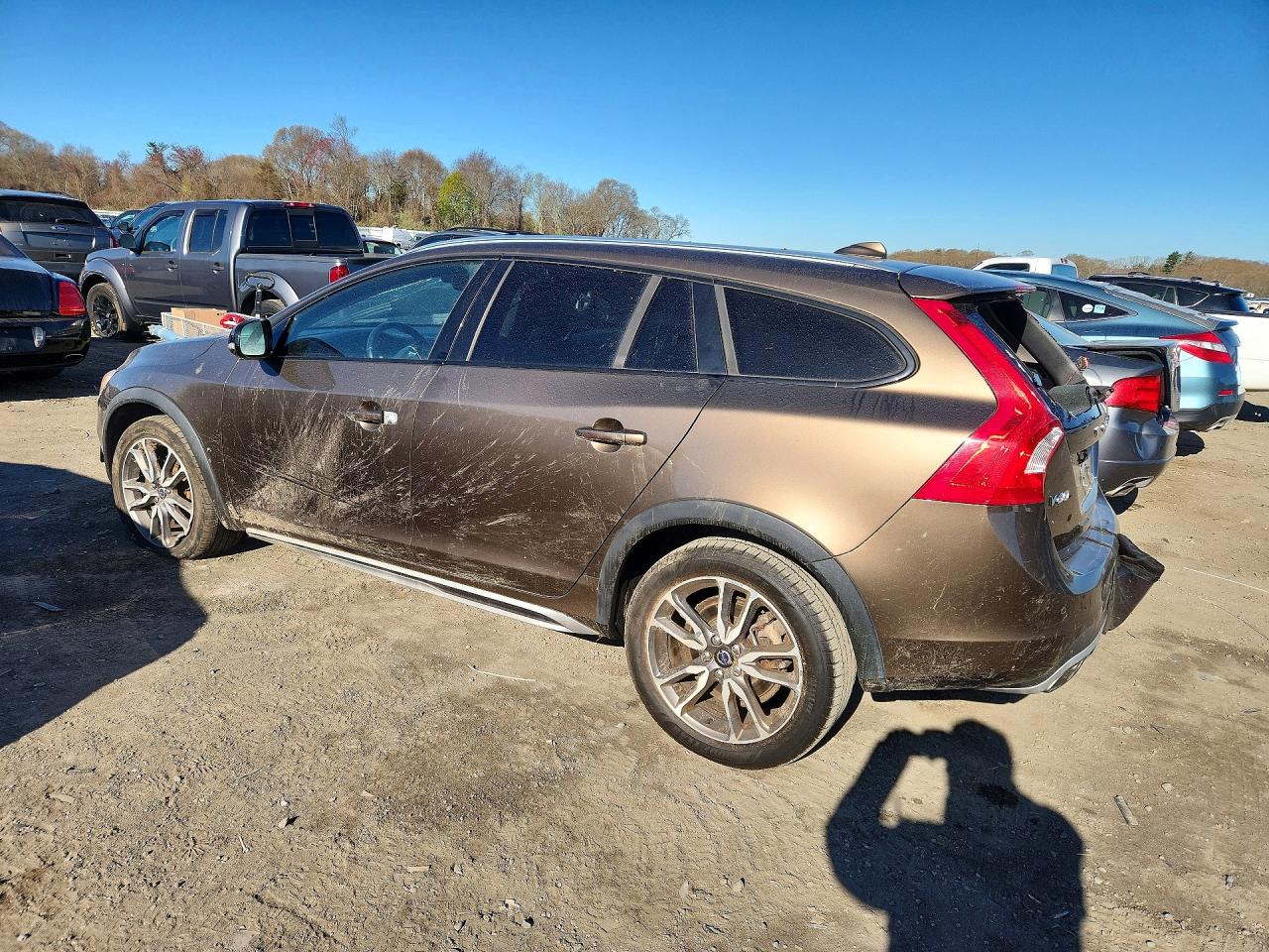 VOLVO V60 CROSS COUNTRY 2015 — 3