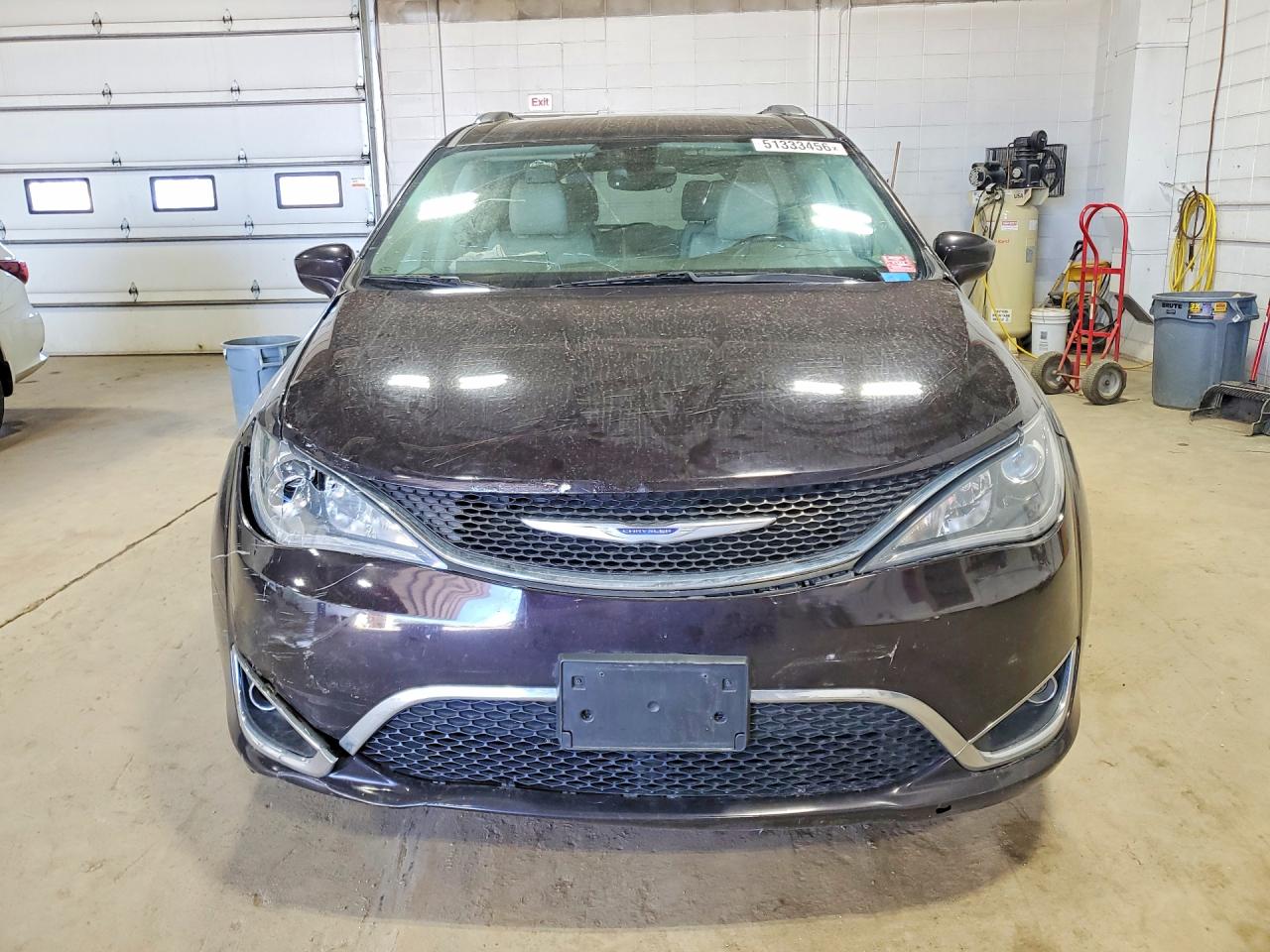 CHRYSLER PACIFICA 2019 — 6