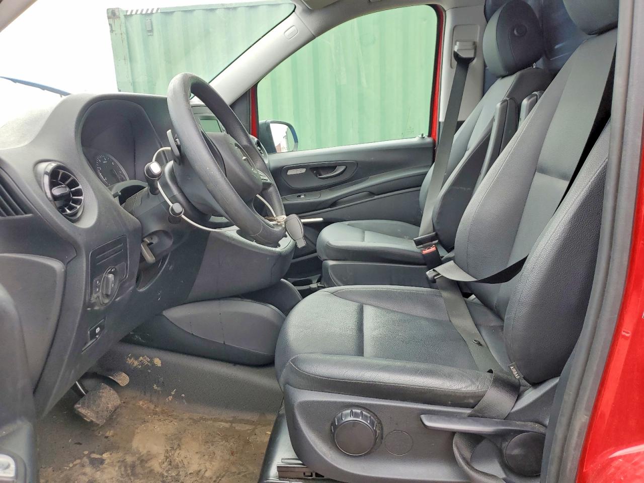 MERCEDES BENZ METRIS 2023 — 8