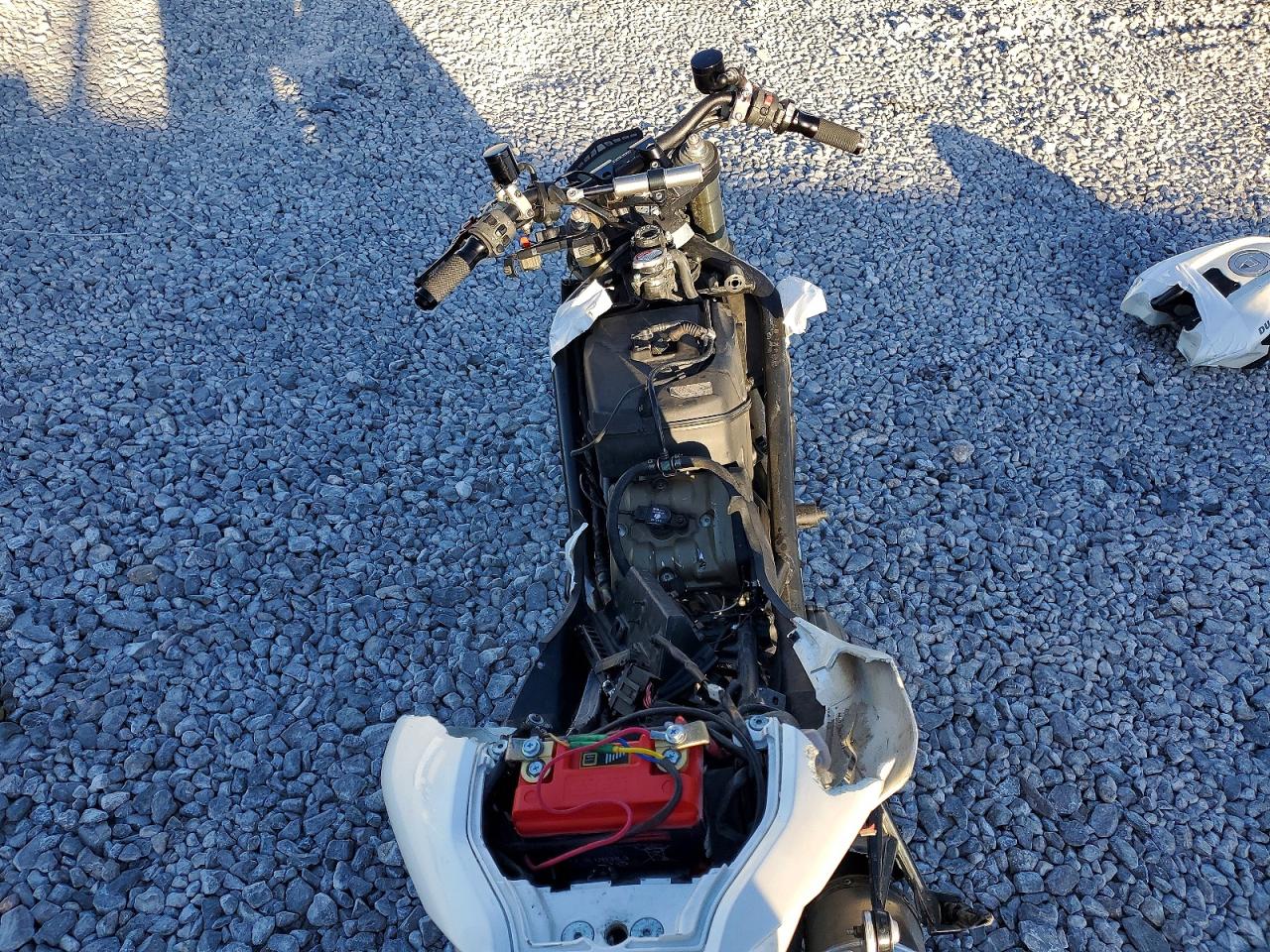 DUCATI STREETFIGHTER 2010 — 7