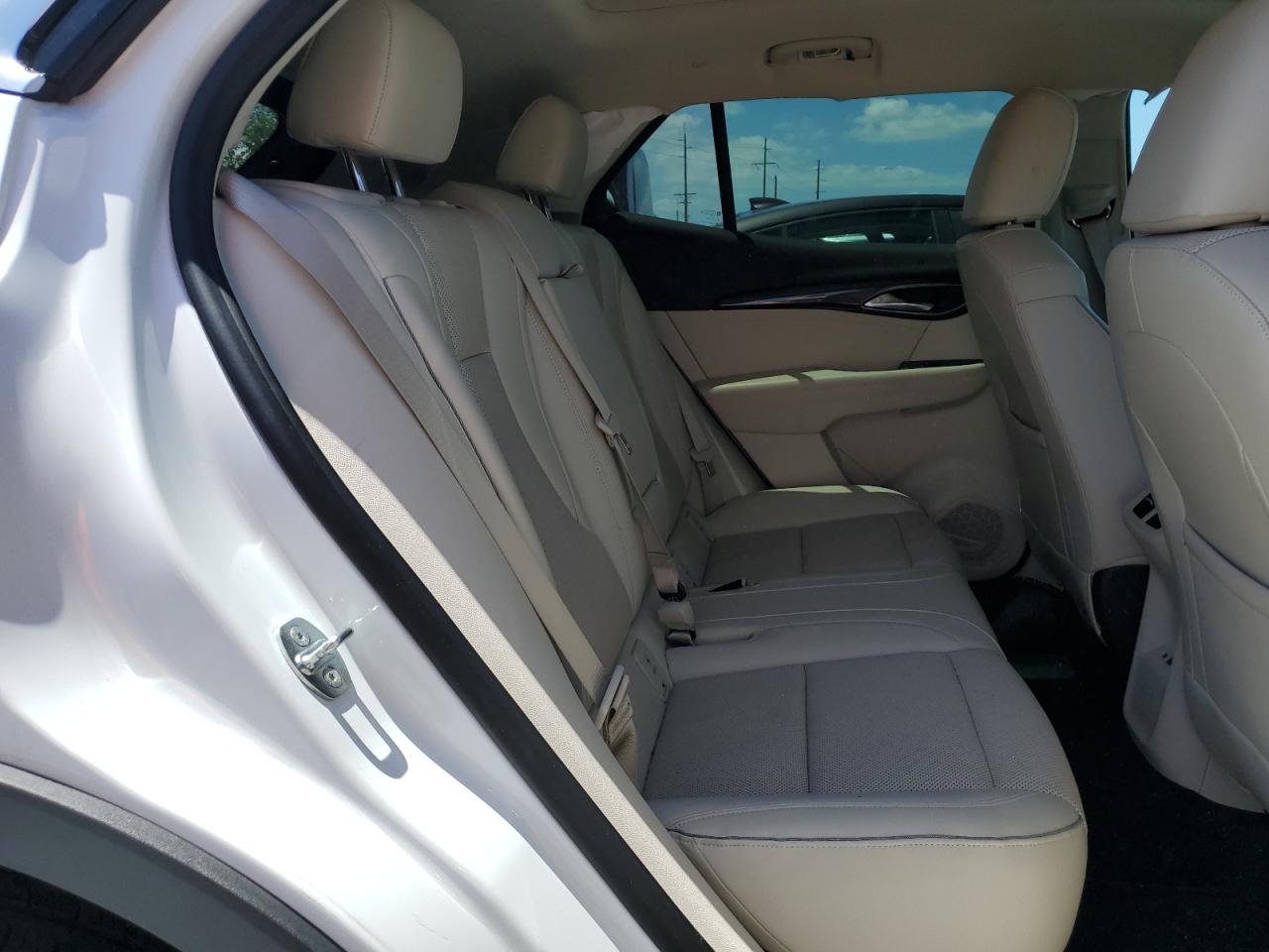 BUICK ENVISION 2022 — 11