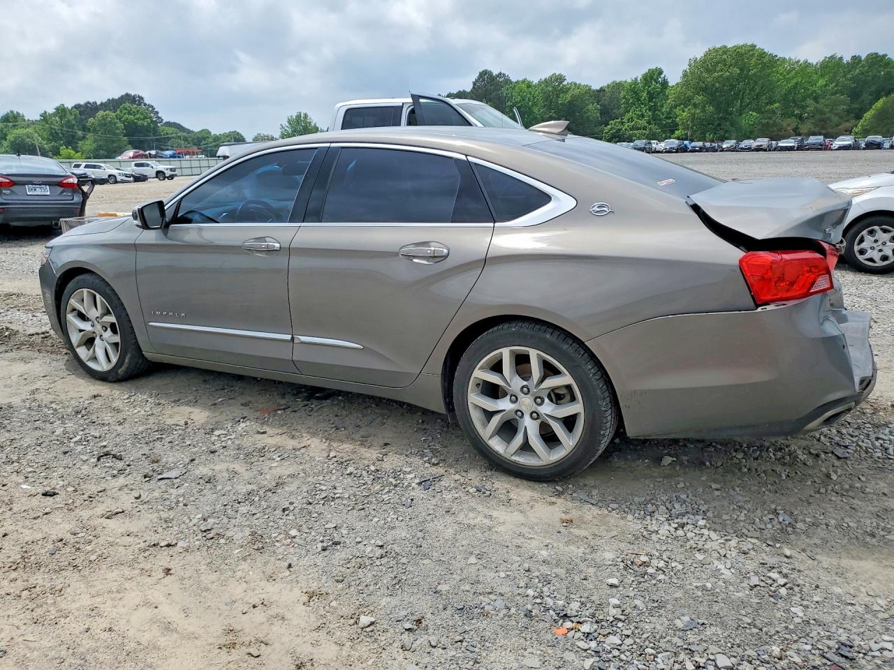 CHEVROLET IMPALA 2019 — 3