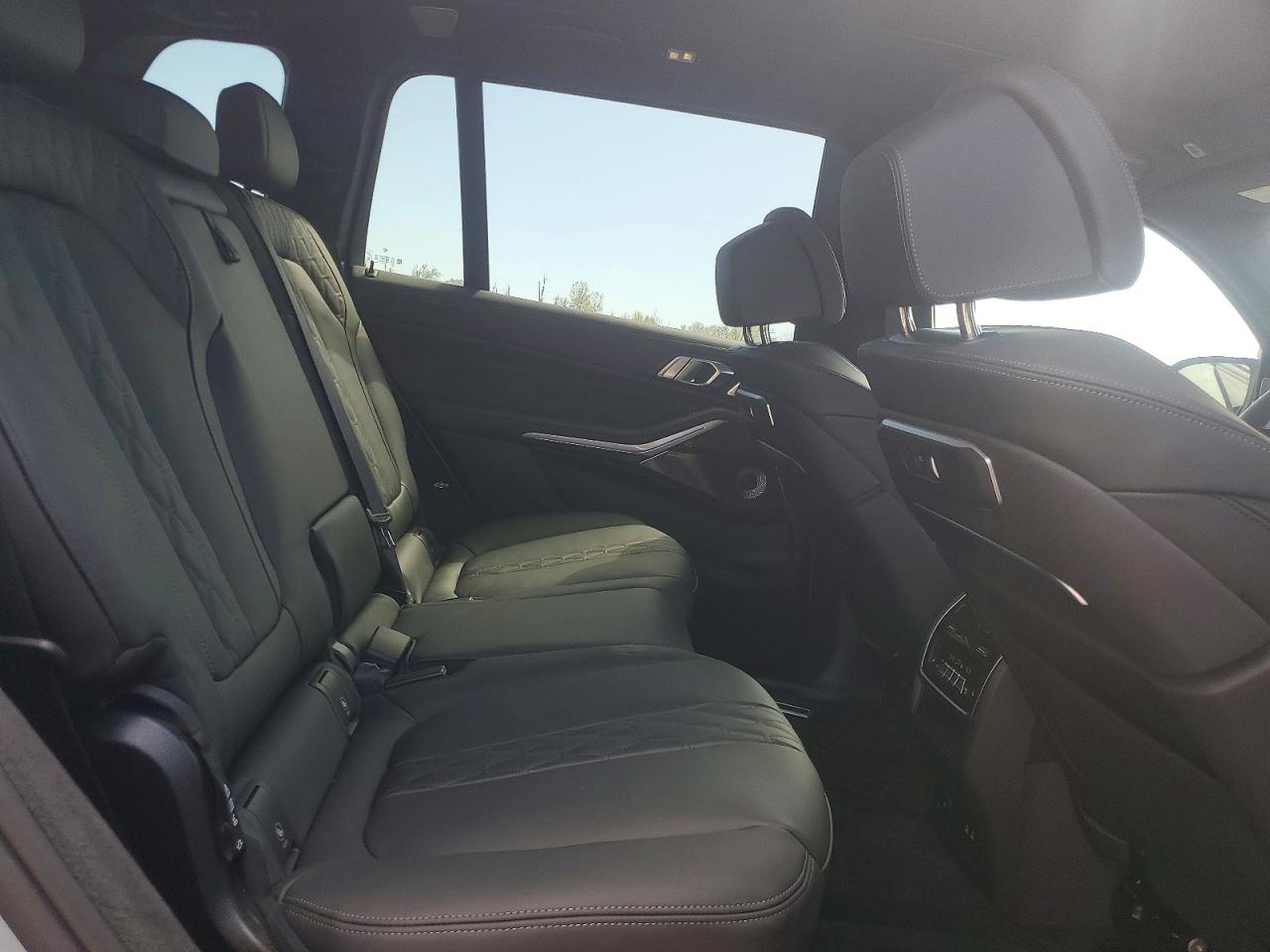 BMW X7 2026 — 12
