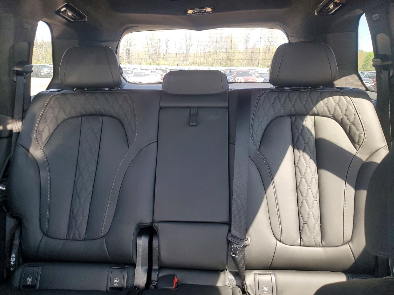 BMW X7 2026 — 11