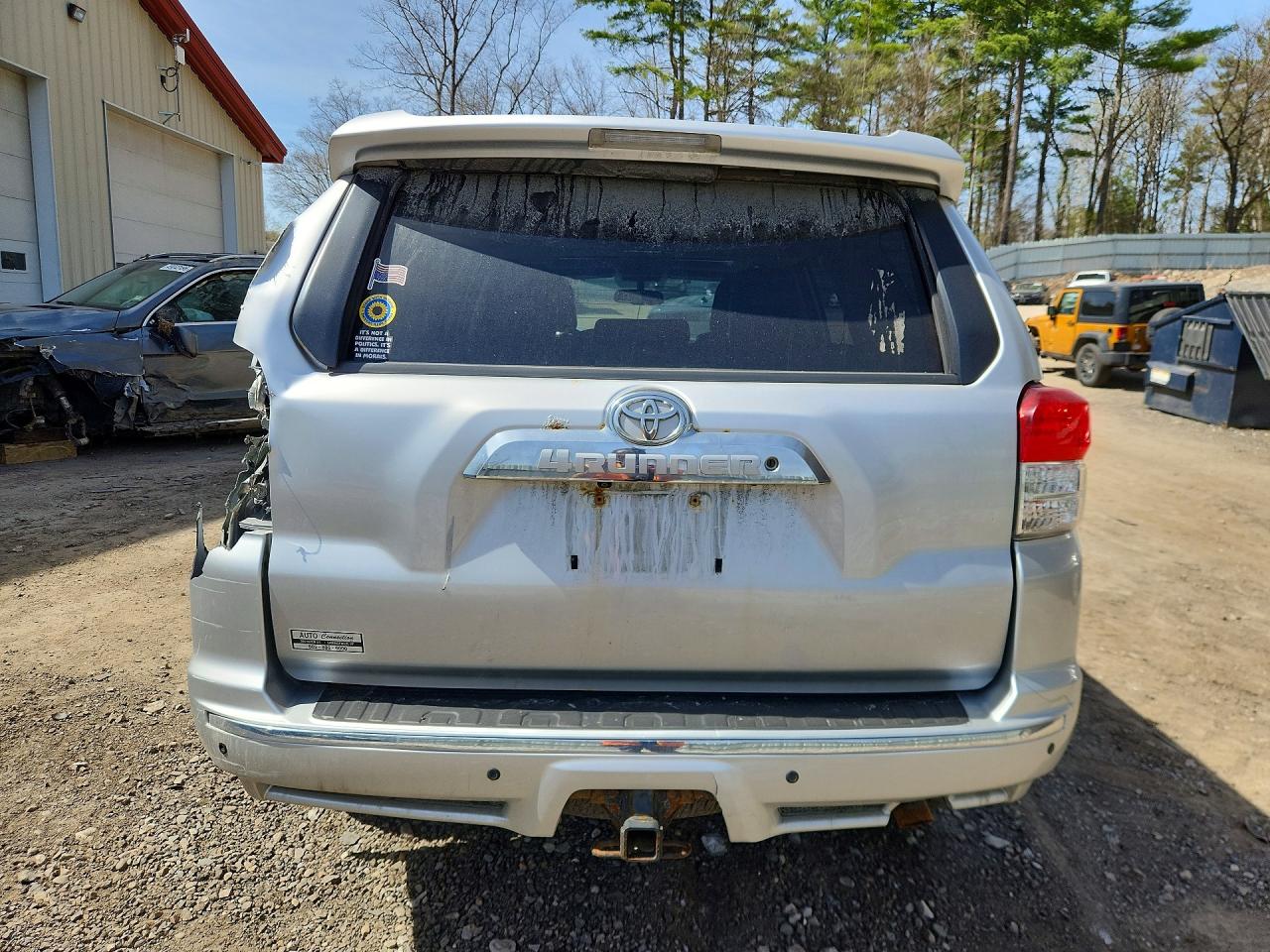 TOYOTA 4RUNNER 2011 — 7