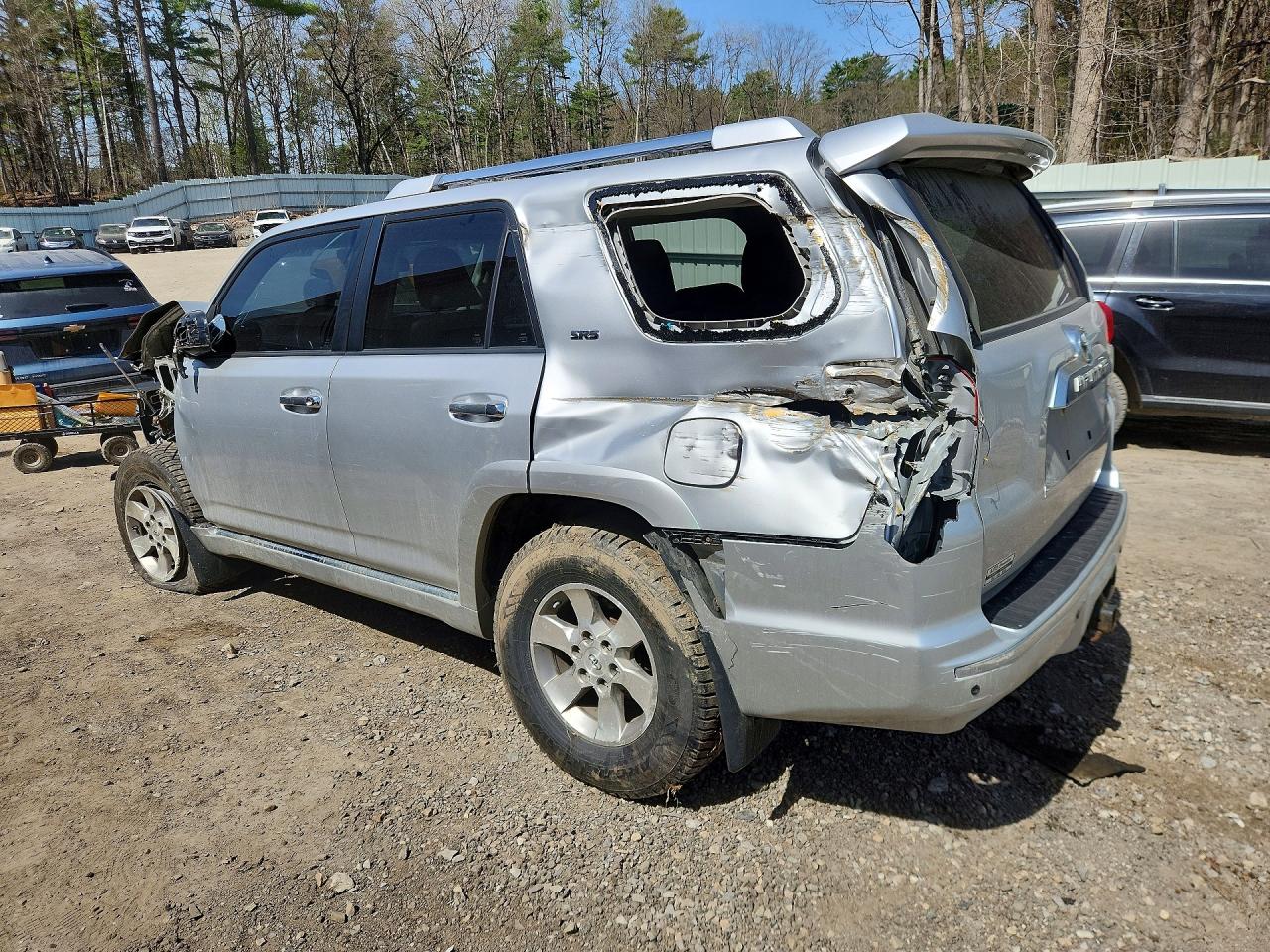 TOYOTA 4RUNNER 2011 — 3