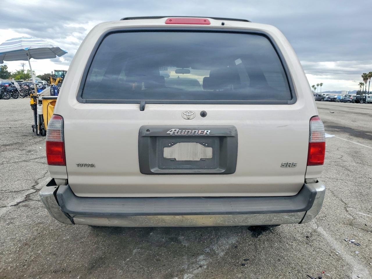 TOYT 4RUNNER 1996 — 7